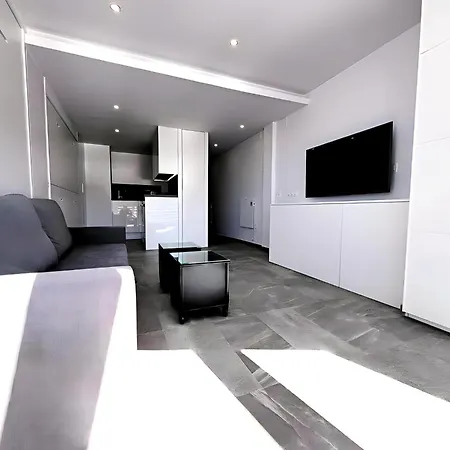 Apartamento Estudio Nuevo Con Espectaculares Vistas En La Zona Baja De Descuentos En Pases De Esqui Y Material, Garaje Opcional Sierra Nevada